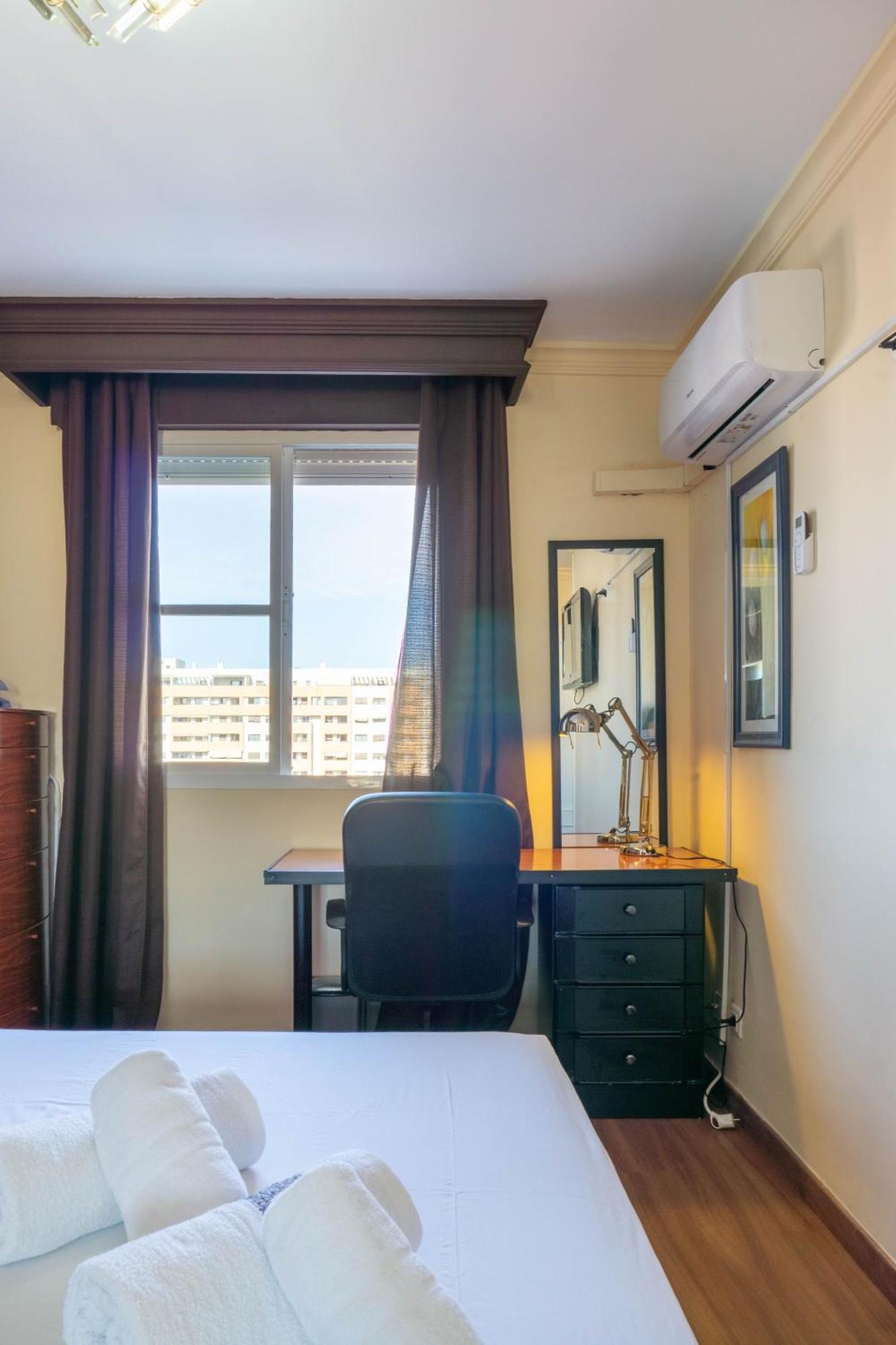 Apartment Aconte Malaga Ngoại thất bức ảnh