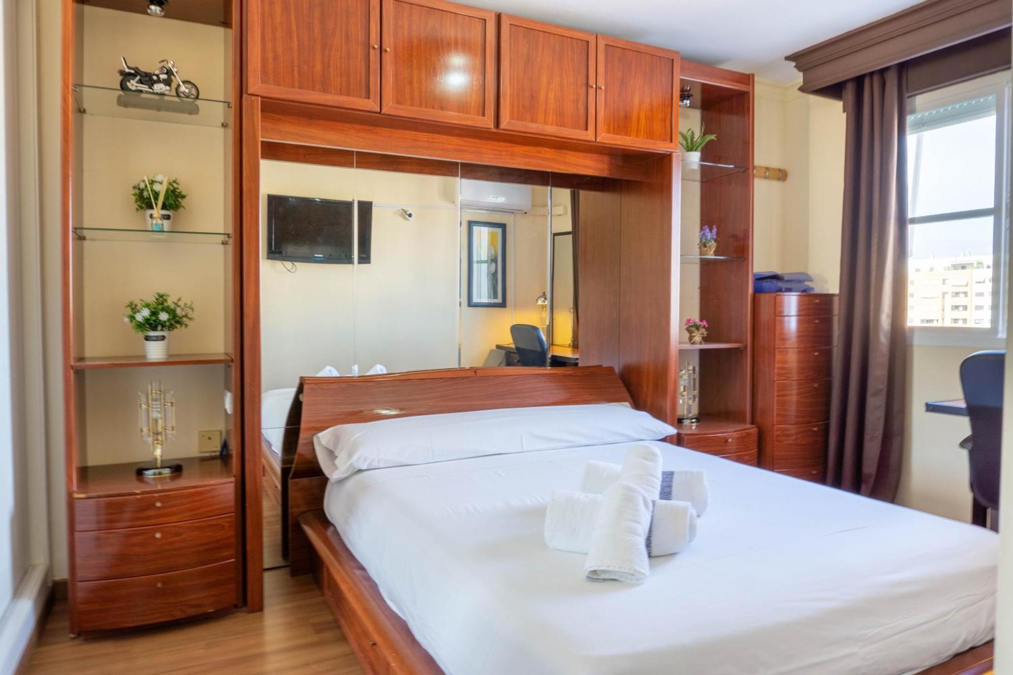 Apartment Aconte Malaga Ngoại thất bức ảnh