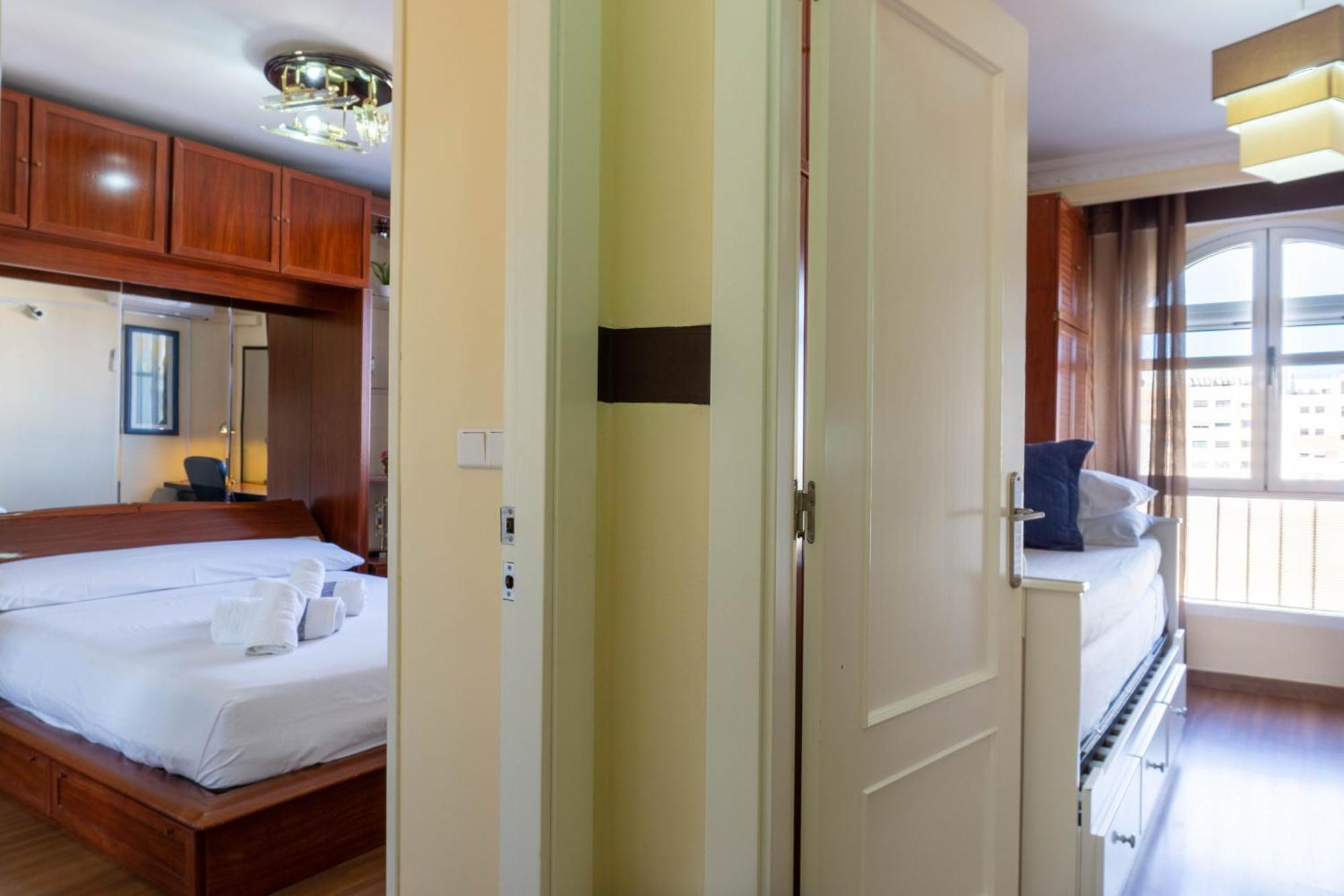 Apartment Aconte Malaga Ngoại thất bức ảnh